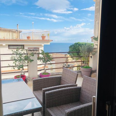 Casa-Lino Delizioso Appartamento Centro Taormina Exterior photo